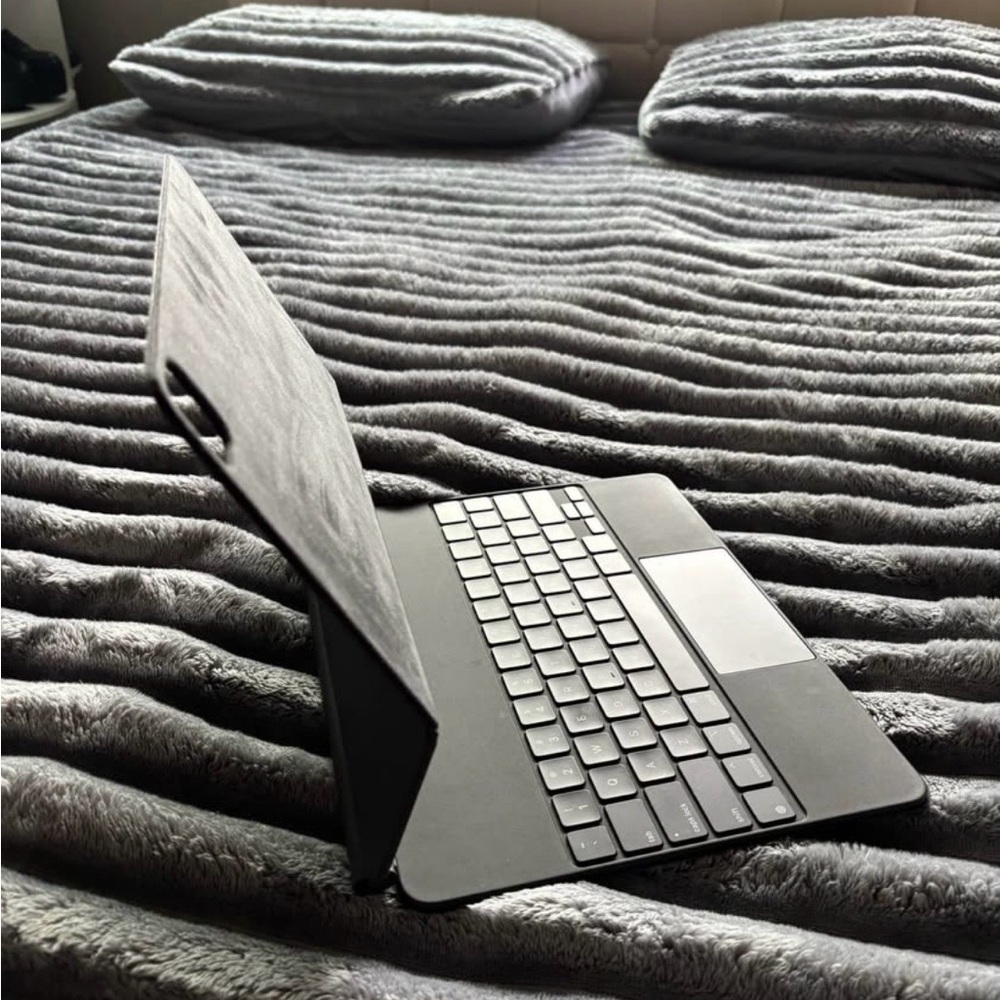 Apple Magic Keyboard - Picture 3 of 4